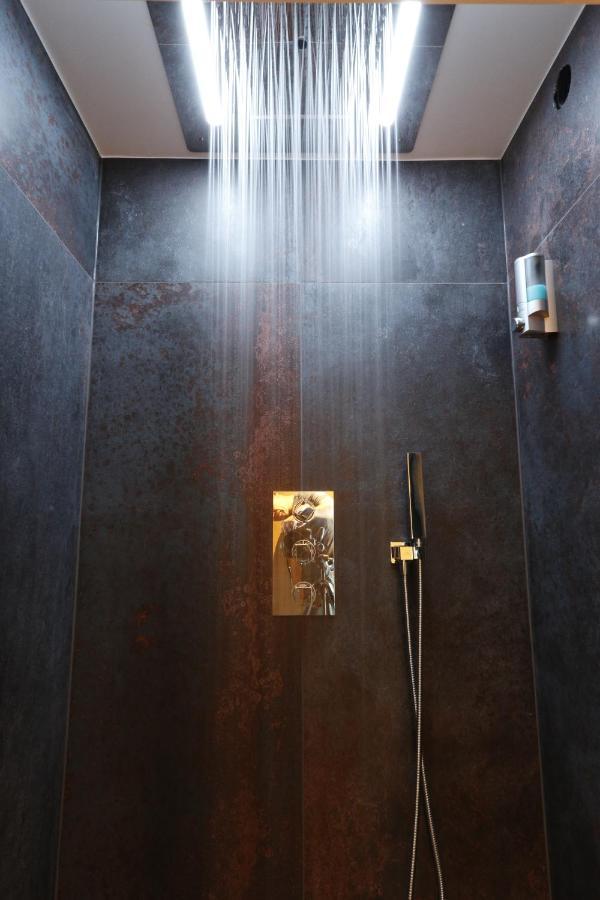 Chambres D'Hotes Le Repere Des Anges Et Spa Larnod Exterior photo